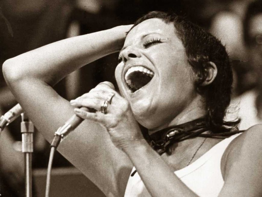 Elis Regina en concierto./ Rubenilson23, Wikimedia Commons